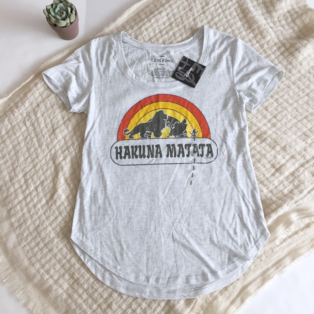 Disney's The Lion King Hakuna Matata Graphic Tee
